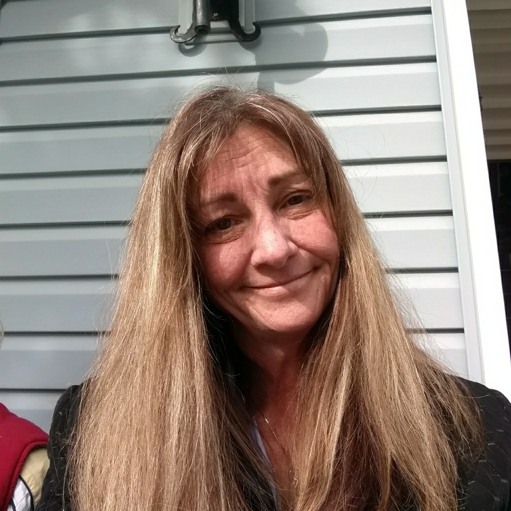 Meet your Posher, Dana